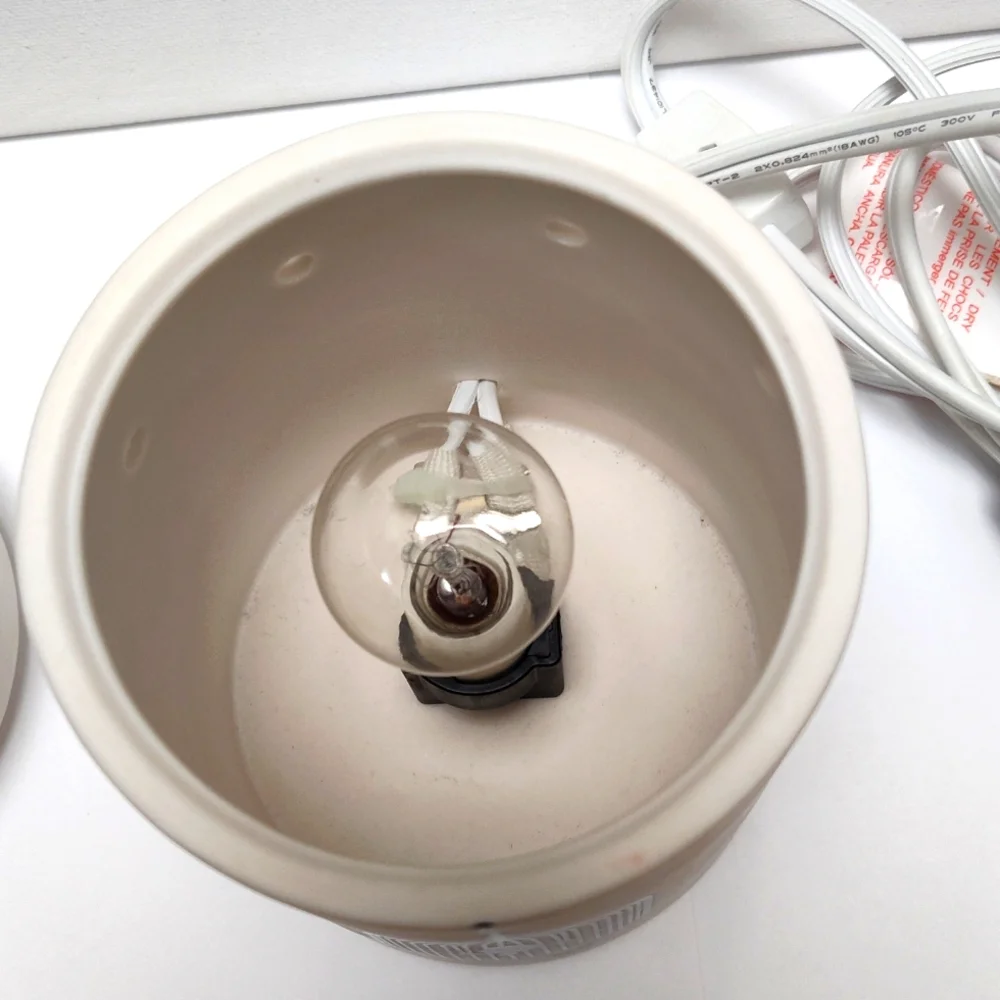 Scentsy Wax Warmer With Birdcage Design